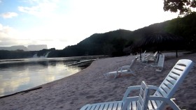 guiana_0207_0002_01.mov